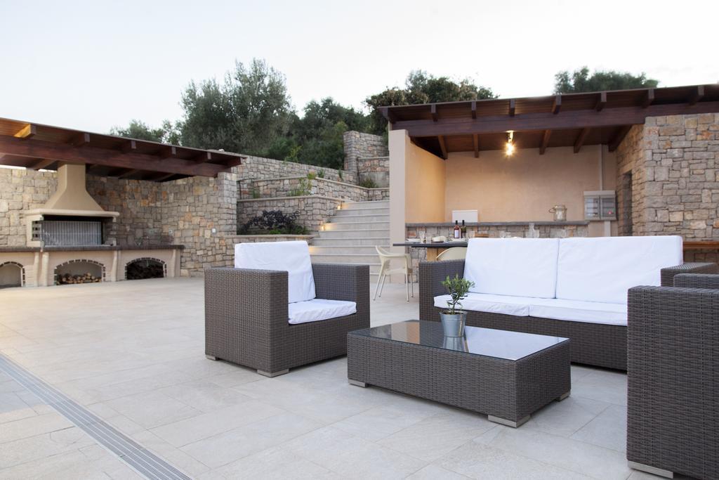 Alivia Lefkas Luxury Villas Apolpaina Exterior photo